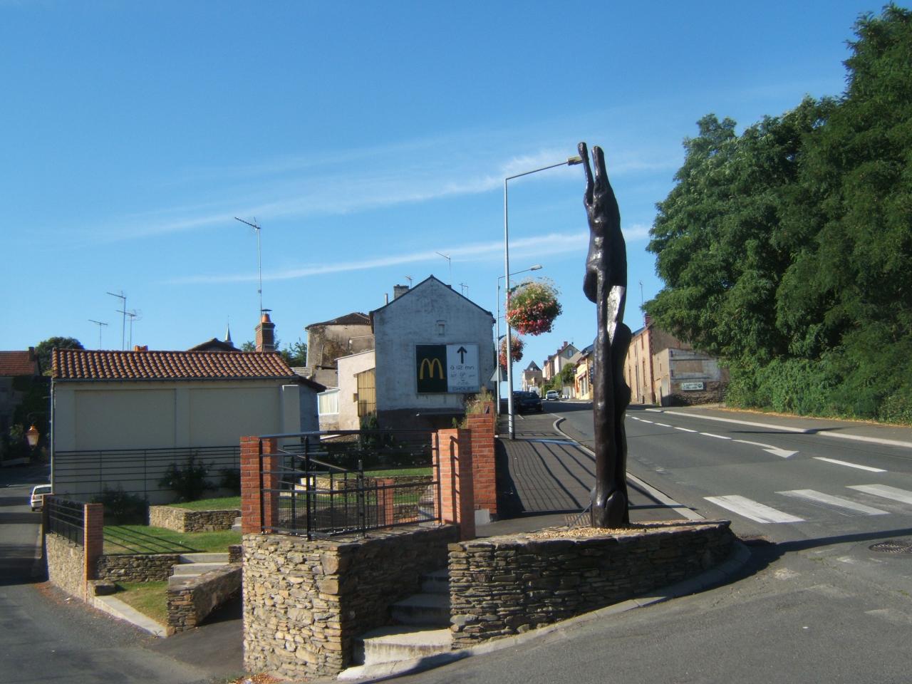 la main tendue juin Chemillé-Melay